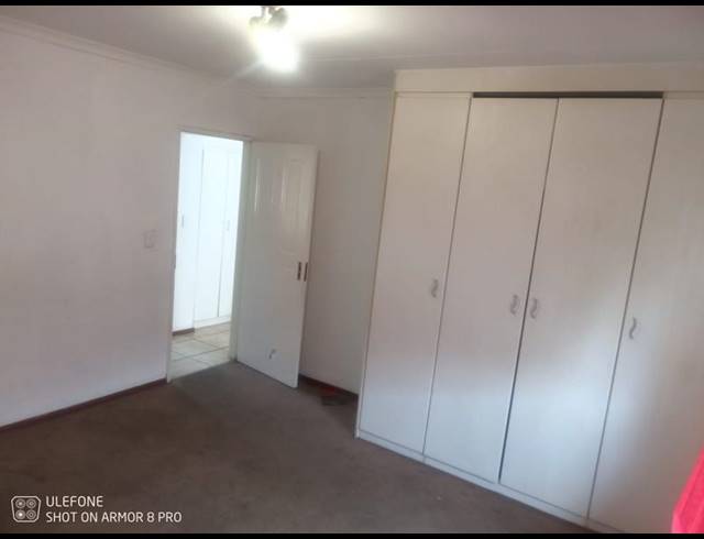 2 BEDROOM APARTMENT FOR SALE IN PARKDENE